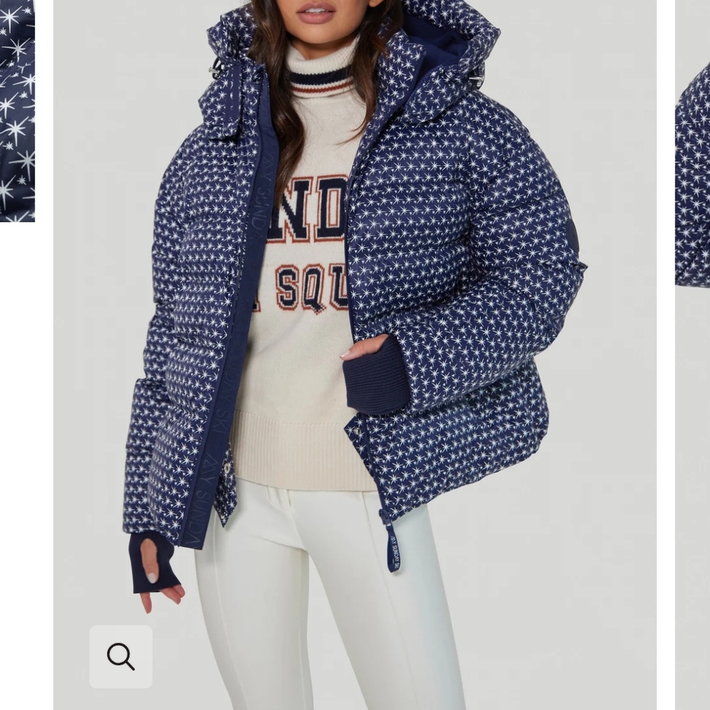 Stylish Blue Patterned Puffer Jacket - image 1